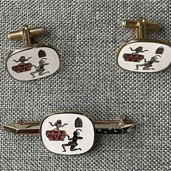 Romeo & Juliet RARE Vintage Pair of Cufflinks & Matching Tie Pin Enamel gorgeous - Picture 6 of 7